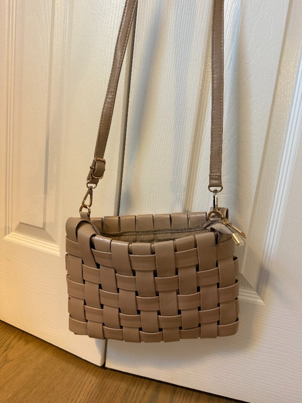 Anthropologie Taupe Tan Lindy Woven Clutch